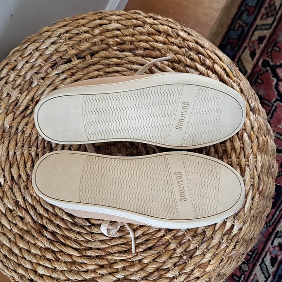 Soludos Womens Classic Light Tan Suede Casual Sneakers Off-White Soles Sz. 6.5‎ - Picture 7 of 8